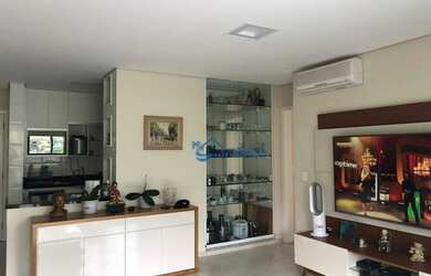 Imagem: O apartamento possui 3 Dormitórios, 2 Banheiros, 2 Vagas na