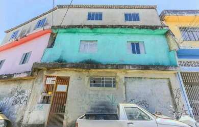 Imagem: A casa possui 1 Dormitório, 1 Banheiro, 1 Vaga na garagem