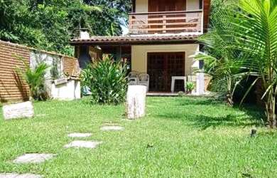 Imagem: A casa em condomínio possui 3 Dormitórios, 2 Banheiros, 2