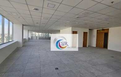 Imagem: O depósito possui 2 Vagas na garagem, 103m² de Área e está