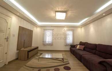 Imagem 4: Casa Padrão em Jundiaí. Churrasqueira, 236m² de Área, 3 Vagas na garageme3...