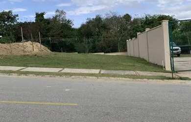 Imagem: O terreno possui 305m² de Área e está localizado em Green