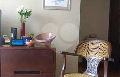 Imagem: O apartamento possui 2 Dormitórios, 3 Banheiros, 1 Vaga na