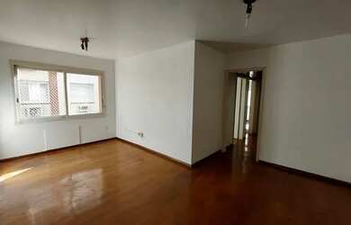 Imagem: O apartamento possui 3 Dormitórios, 1 Banheiro, 1 Vaga na garagem