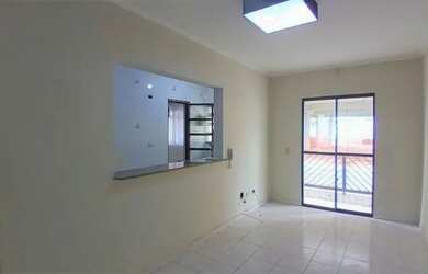 Imagem: O apartamento possui 1 Dormitório, 1 Banheiro, 1 Vaga na garagem