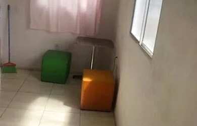 Imagem: A casa possui 1 Dormitório e 1 Banheiro e está localizado