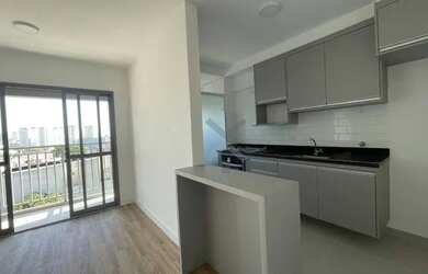 Imagem: O apartamento possui 2 Dormitórios, 2 Banheiros, 2 Vagas na