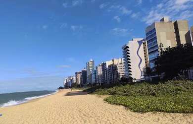 Imagem: O apartamento possui 3 Dormitórios, 3 Banheiros, 2 Vagas na