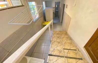 Imagem: A casa possui 2 Dormitórios, 1 Banheiro, 60m² de Área e