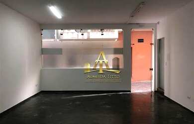 Imagem: O depósito possui 64m² de Área e está localizado em Barueri