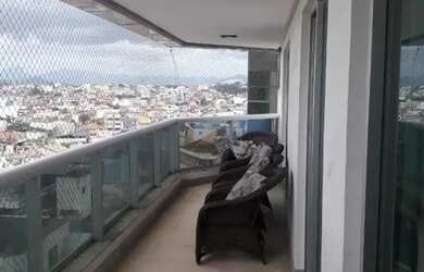 Imagem: O apartamento possui 3 Dormitórios, 1 Banheiro, 2 Vagas na