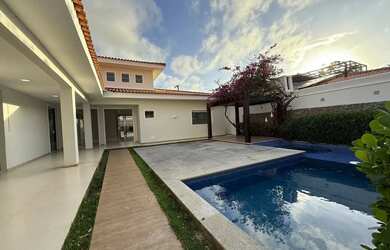 Imagem: A casa em condomínio possui 3 Dormitórios, 4 Banheiros, 4