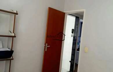 Imagem 10: Apartamento reformado com 2 quartos, vaga coberta e portaria 24 horas...