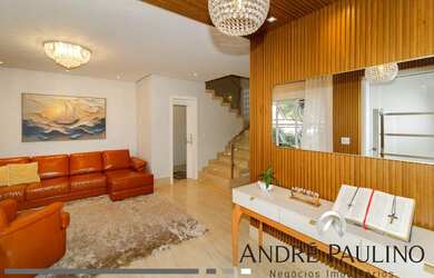 Imagem: A casa em condomínio possui 4 Dormitórios, 1 Banheiro, 1 Vaga