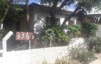 Imagem: A casa possui 3 Dormitórios, 1 Banheiro e 71m² de Área e