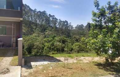 Imagem: O terreno possui 125m² de Área e está localizado em Sítio