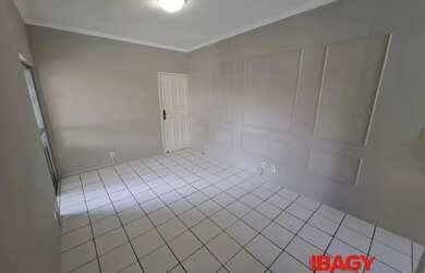 Imagem 4: Excelente Apartamento 2 dormitório s em Capoeiras - Florianópolis