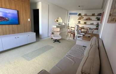 Imagem: O apartamento possui 3 Dormitórios, 1 Banheiro, 1 Vaga na garagem