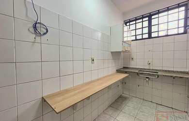 Imagem 9: Sala Comercial em CENTRO. Varandae165m² de Área