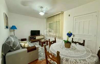 Imagem: O apartamento possui 1 Dormitório, 1 Banheiro, 1 Vaga na garagem