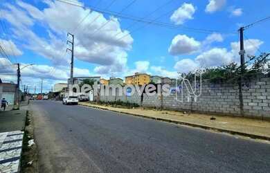 Imagem: O terreno possui 4.400m² de Área e está localizado em Aviário