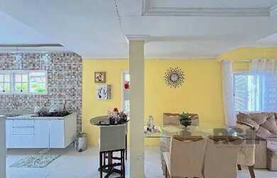 Imagem 11: Casa em Porto Alegre, no bairro Hípica, com 2 dormitório s , e 2 banheiros,...