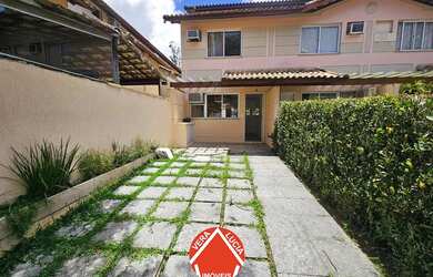 Imagem: A casa em condomínio possui 3 Dormitórios, 3 Banheiros, 1