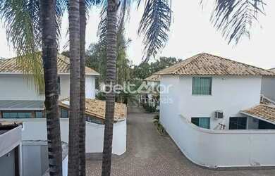 Imagem: A casa em condomínio possui 3 Dormitórios, 2 Banheiros, 2