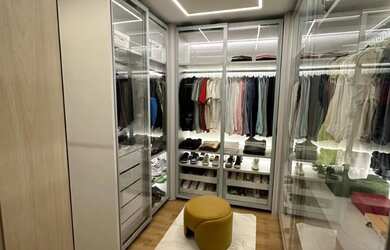 Imagem: A casa em condomínio possui 3 Dormitórios, 2 Banheiros, 1