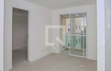 Imagem: O apartamento possui 1 Dormitório, 1 Banheiro, 1 Vaga na garagem