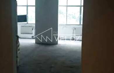 Imagem: O depósito possui 66m² de Área e está localizado em Centro