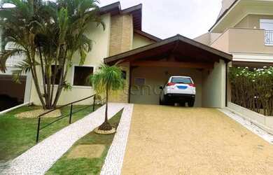 Imagem: A casa em condomínio possui 3 Dormitórios, 3 Banheiros, 4