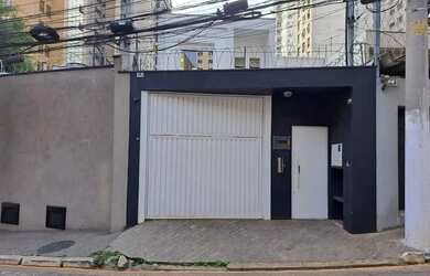 Imagem: O depósito possui 220m² de Área e está localizado em Vila