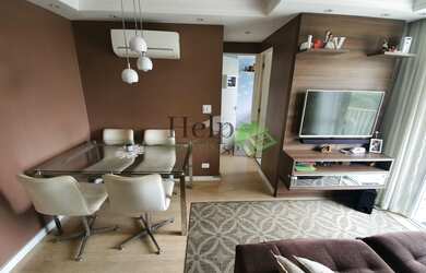 Imagem: O apartamento possui 2 Dormitórios, 1 Banheiro, 1 Vaga na garagem