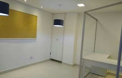 Imagem: O depósito possui 1 Vaga na garagem, 60m² de Área e está