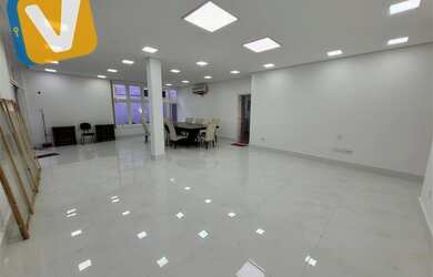 Imagem 10: Sobrado Alto Padrão. Ar-condicionado, Guarda roupa, 650m² de Áreae5...