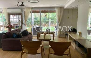 Imagem: A casa em condomínio possui 4 Dormitórios, 5 Banheiros, 2