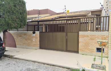 Imagem 16: Casa Sobrado no Anexo para venda possui 201 metros quadrados 4 quartos...