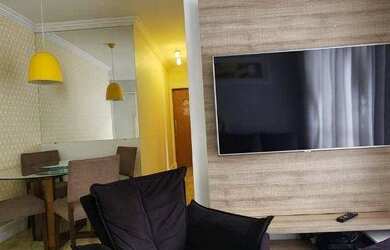 Imagem: O apartamento possui 2 Dormitórios, 1 Banheiro, 1 Vaga na garagem