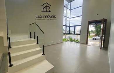 Imagem: A casa em condomínio possui 4 Dormitórios, 5 Banheiros, 4