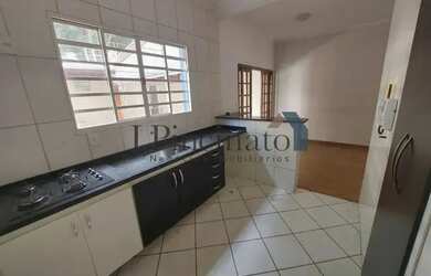 Imagem 12: Casa Sobrado em Jundiaí. Churrasqueira, Varanda, Guarda roupae177m²...