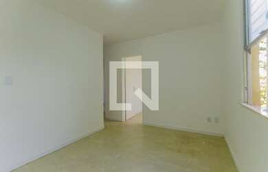 Imagem: O apartamento possui 2 Dormitórios, 1 Banheiro e 60m² de Área