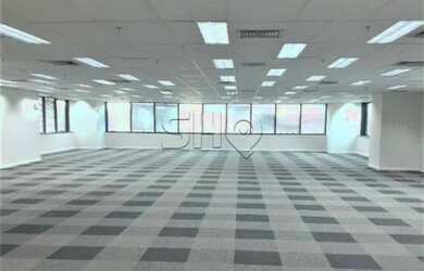 Imagem: O depósito possui 5 Vagas na garagem, 775m² de Área e está