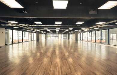 Imagem 3: Andar/laje corporativa para aluguel e venda possui 178 metros quadrados