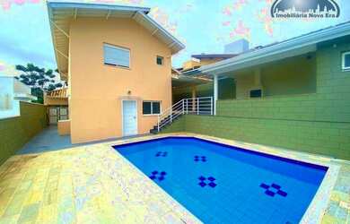 Imagem: A casa em condomínio possui 3 Dormitórios, 5 Banheiros, 4