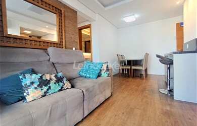 Imagem: O apartamento possui 3 Dormitórios, 2 Banheiros, 2 Vagas na