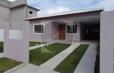 Imagem: A casa em condomínio possui 3 Dormitórios, 2 Banheiros, 3