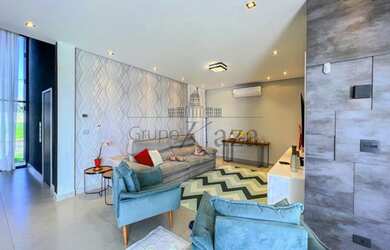 Imagem: A casa em condomínio possui 3 Dormitórios, 5 Banheiros, 5