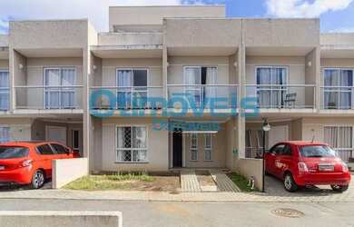 Imagem: A casa possui 3 Dormitórios, 3 Banheiros, 2 Vagas na garagem