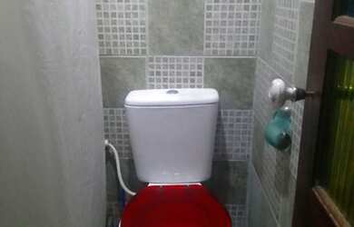 Imagem 7: Aluga-se casa pequena já com água e lus. Sem deposito por 800 reais